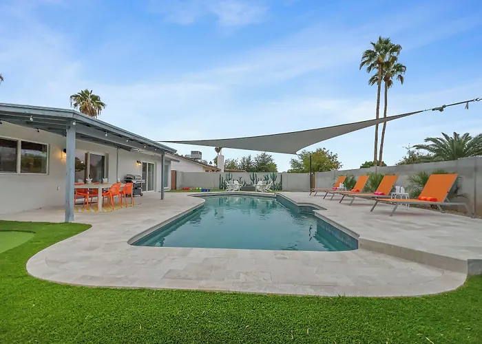 Holiday home Loughlin Chandler