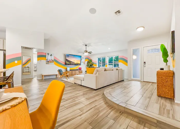 Loughlin Holiday home *